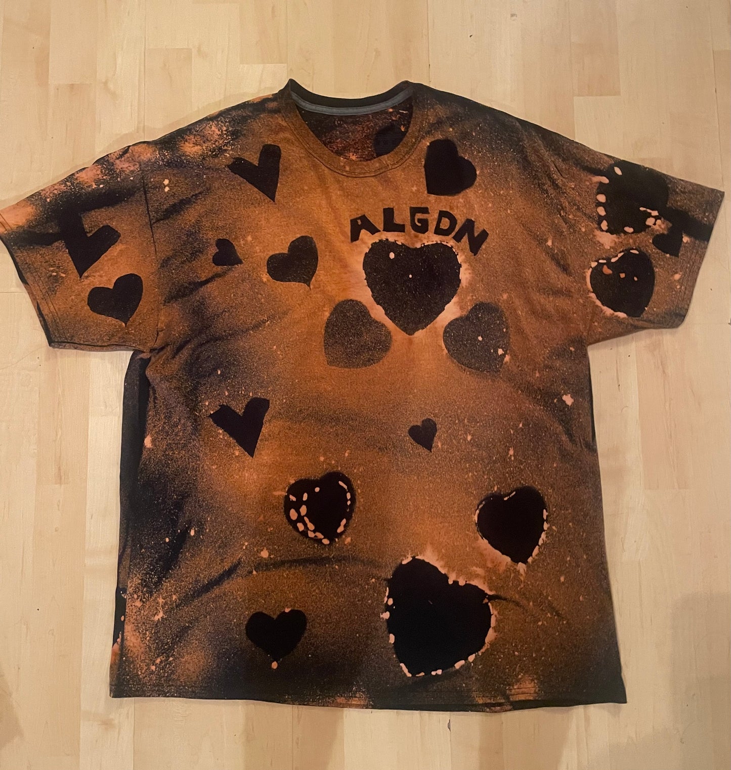 ALGDN Art Bleached Black Hearts Tee