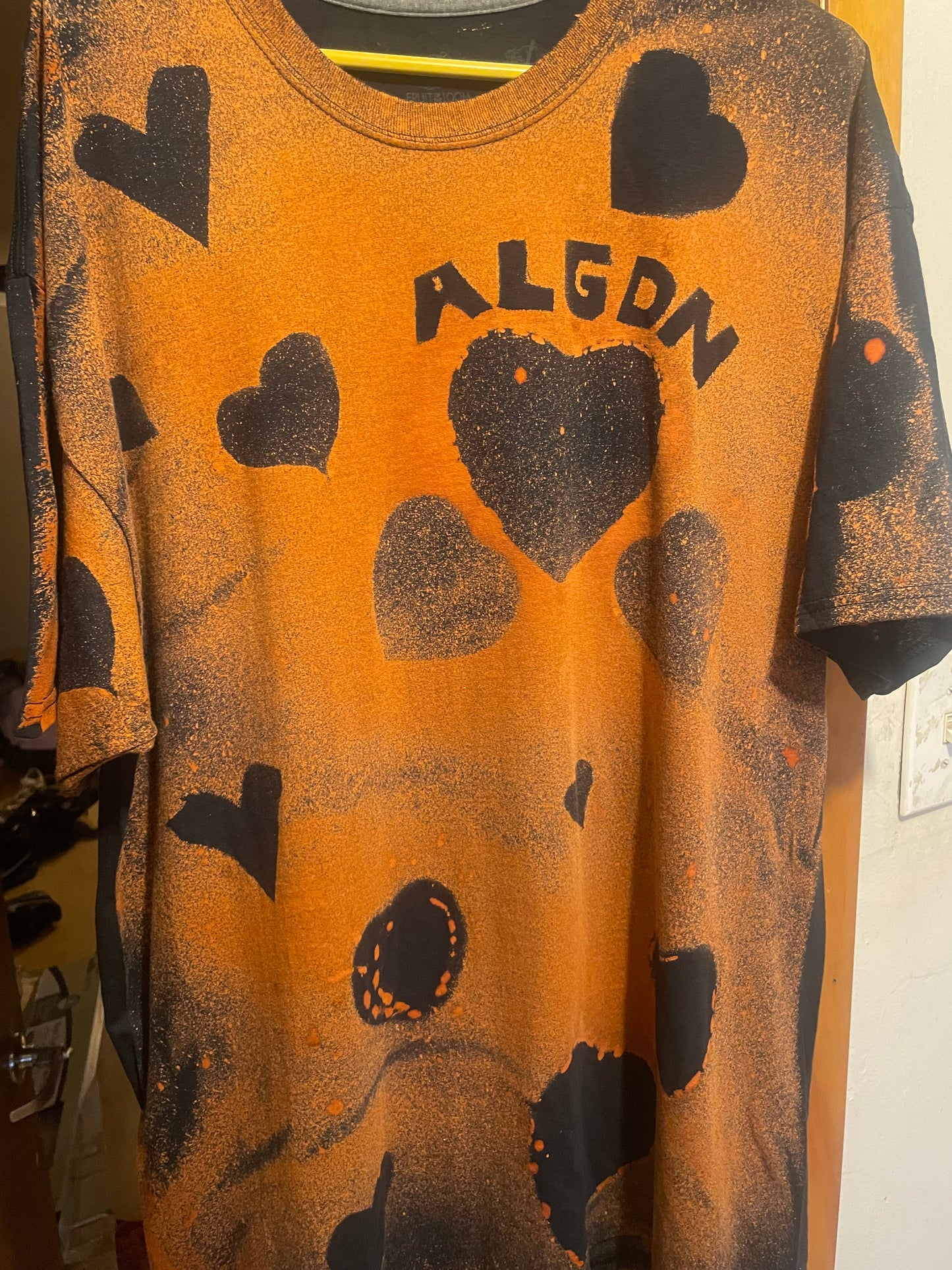 ALGDN Art Bleached Black Hearts Tee